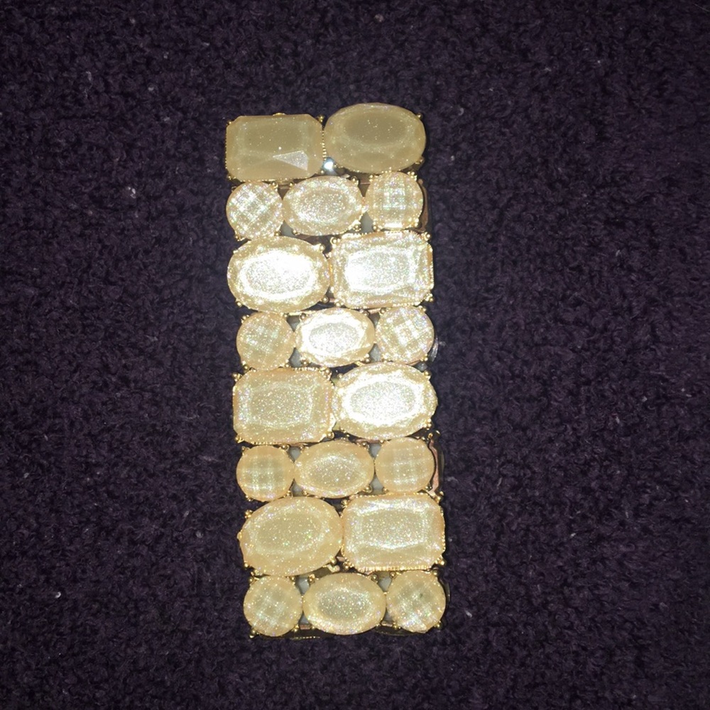 Champagne shape gem bracelet